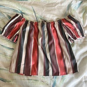 EXPRESS OFF THE SHOULDER OPEN BACK SHIRT SIZE MEDIUM